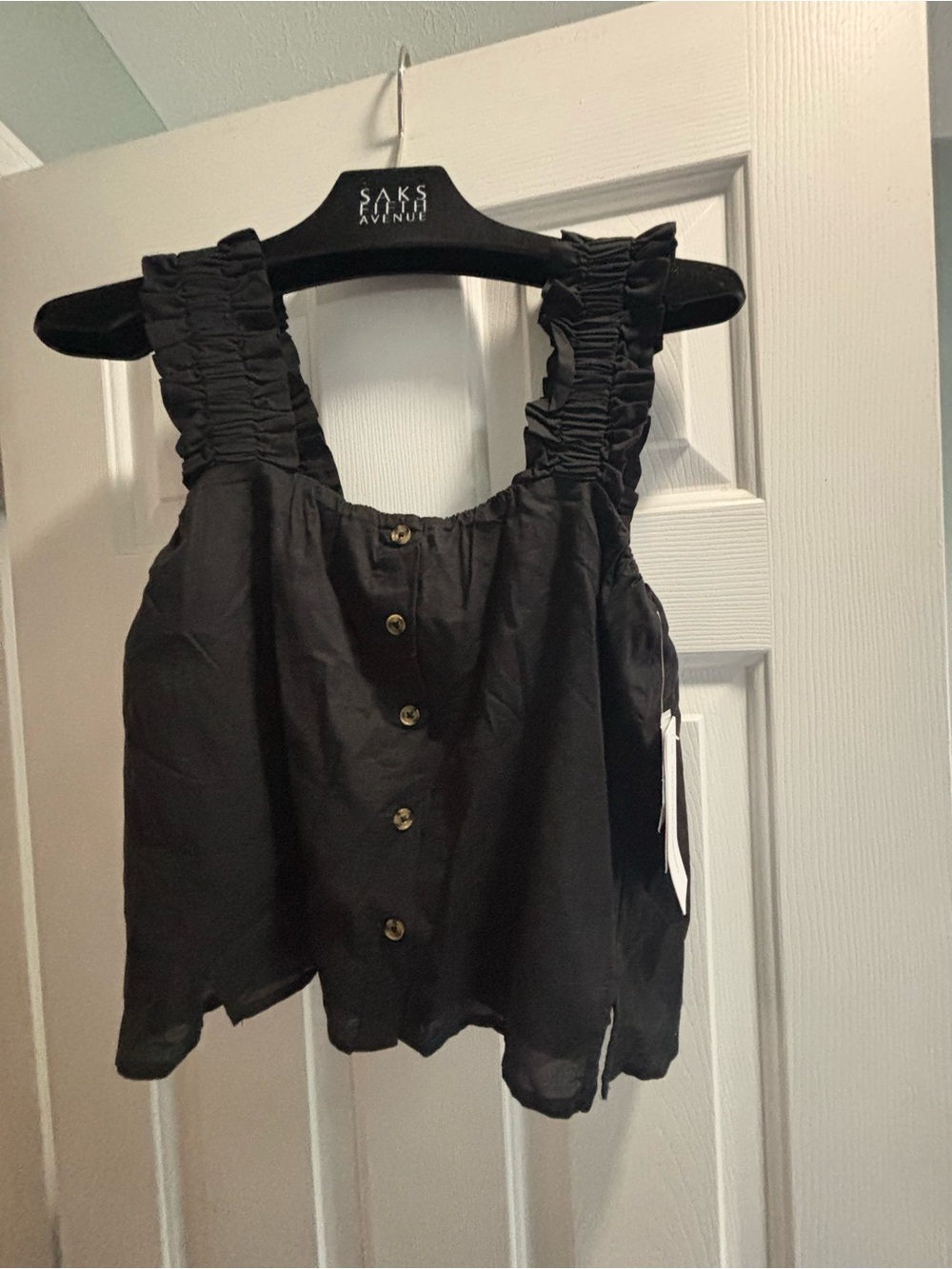 ❤️NWT ‘TREASURE+BOND/NORDSTROM cute  black Ruffled Strap Button-Front tank-XS
